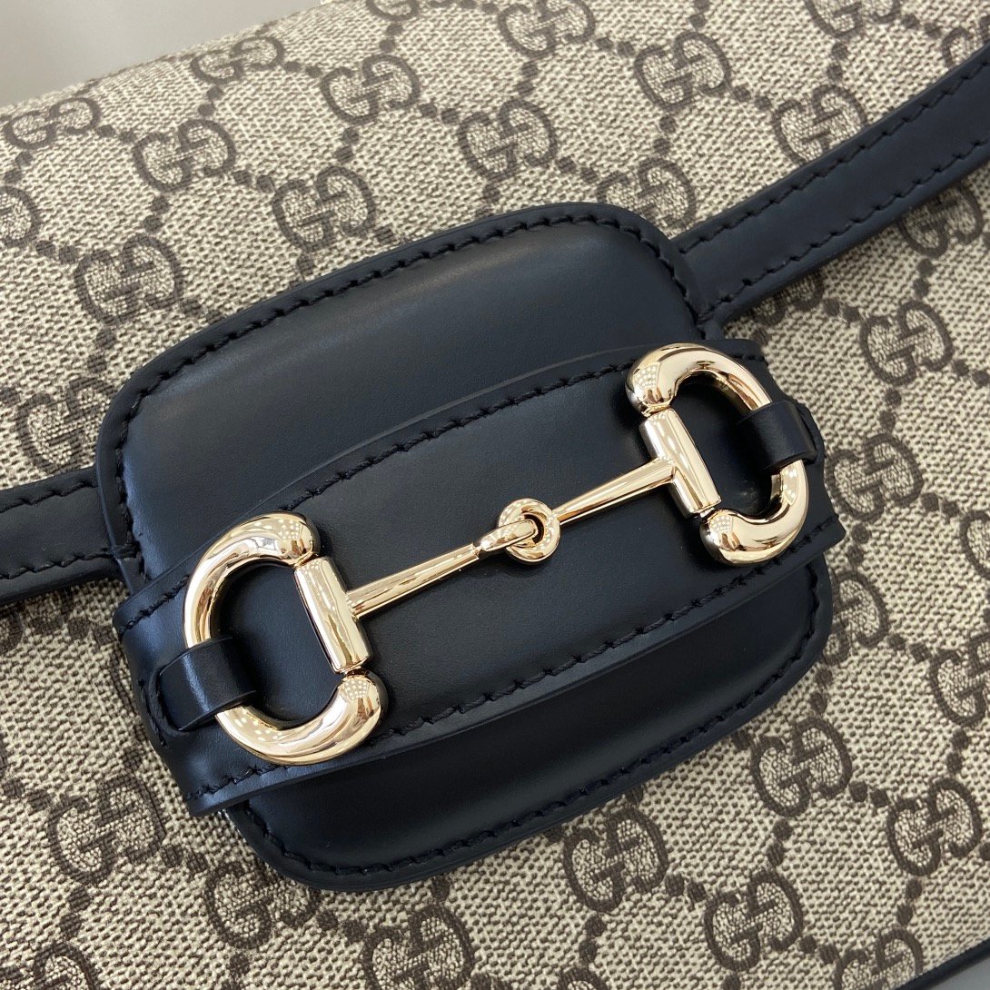 Handbag/Shoulder Bag Size  25.9x 17.5x 9.9