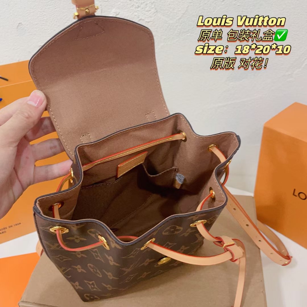 Backpack specifications: 18*20*10cm