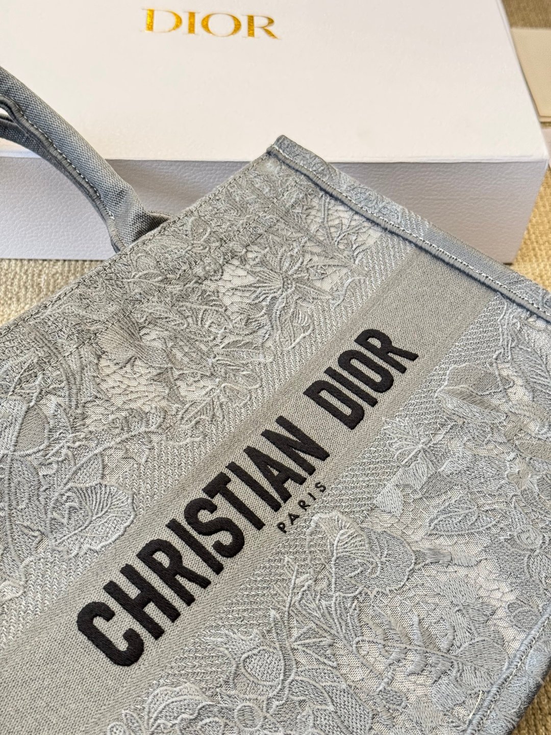 Handbag/Shoulder Bag Size 40x35cm