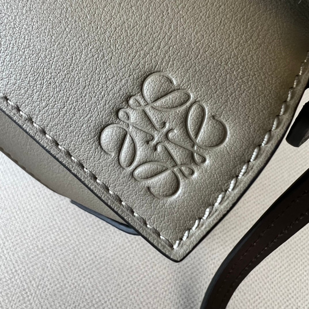Handbag/Shoulder Bag Size 18*12.5*8CＭ