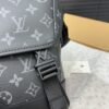 Flap shoulder bag 22 x 33 cm.