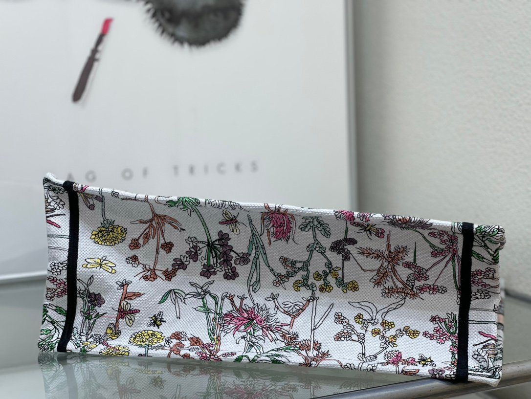 Handbag/Shoulder Bag Size 42x18x35cm