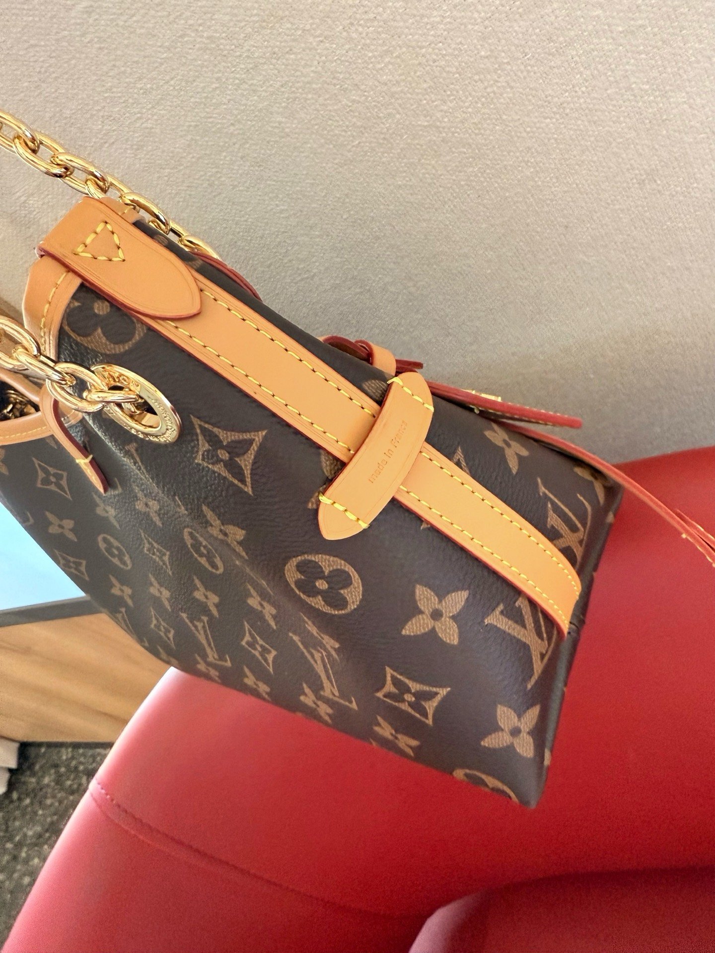 Chain Shopping Bag Specification: 26*17*10