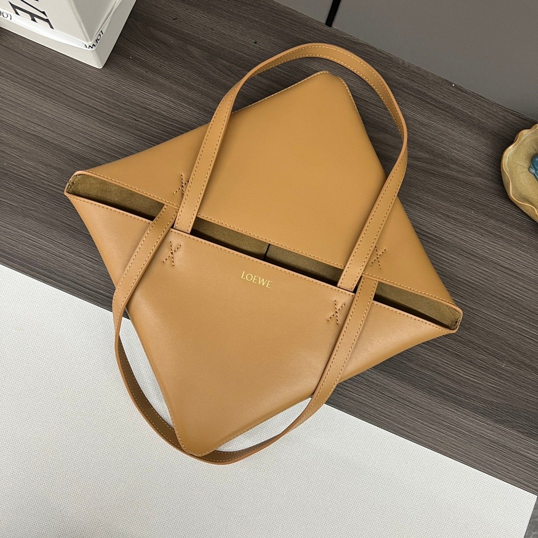 Handbag/Shoulder Bag Size 25.5*14.5*31.5CＭ