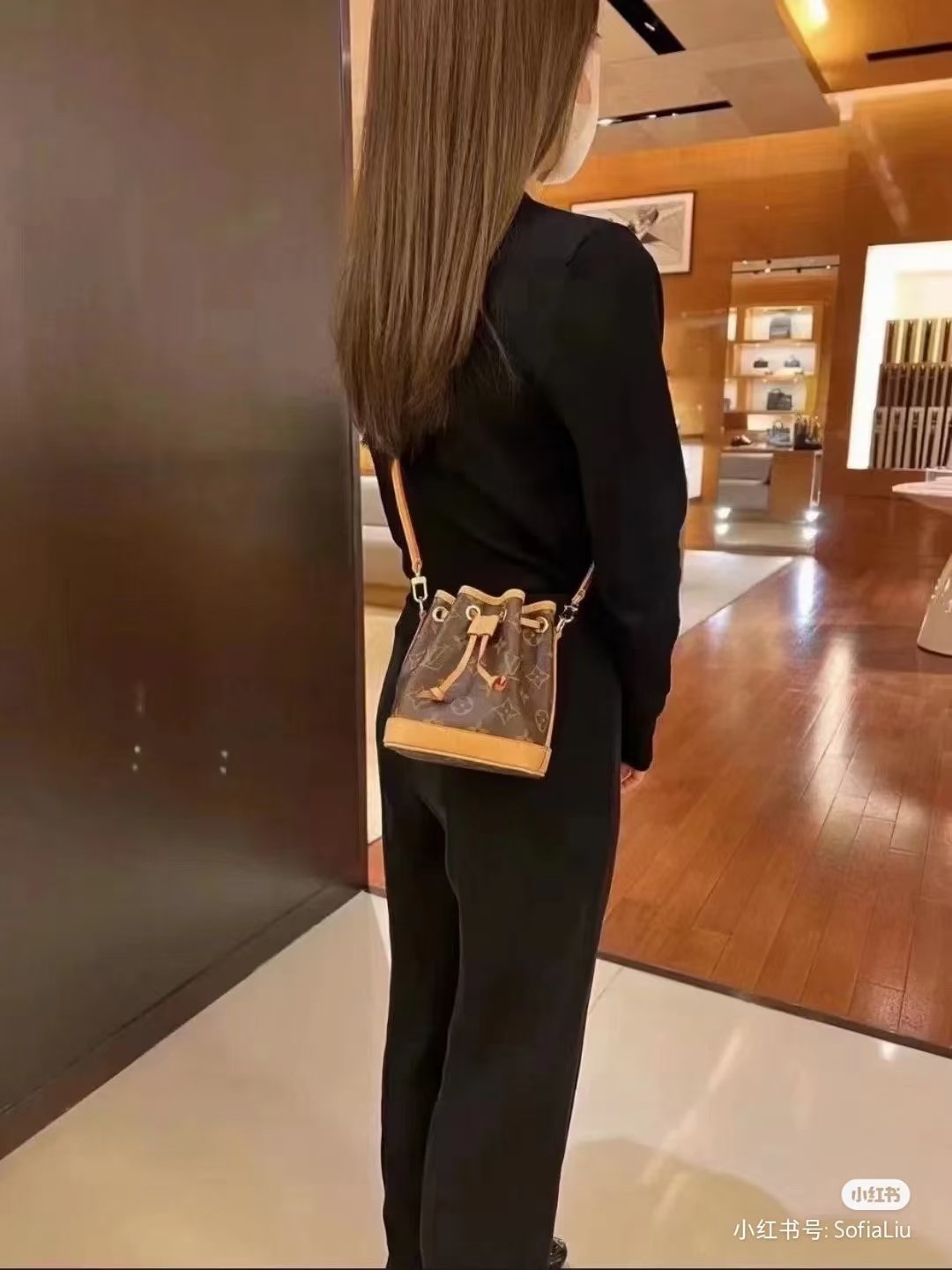 Reading Flower Small Bucket Bag Handheld Crossbody Bag Size: 13*16*10cm