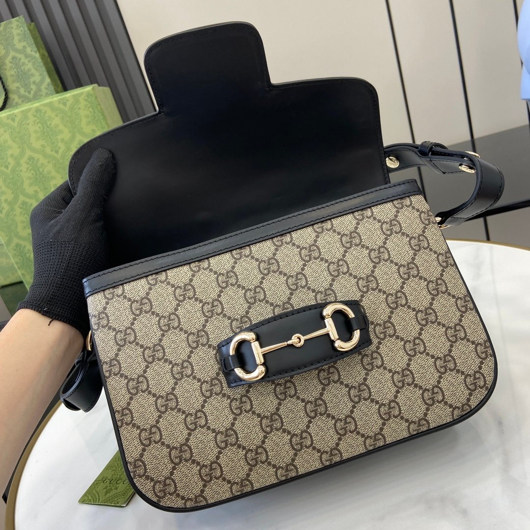 Handbag/Shoulder Bag Size  25.9x 17.5x 9.9