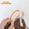 Handheld shoulder bag Specifications: 20*14*12cm