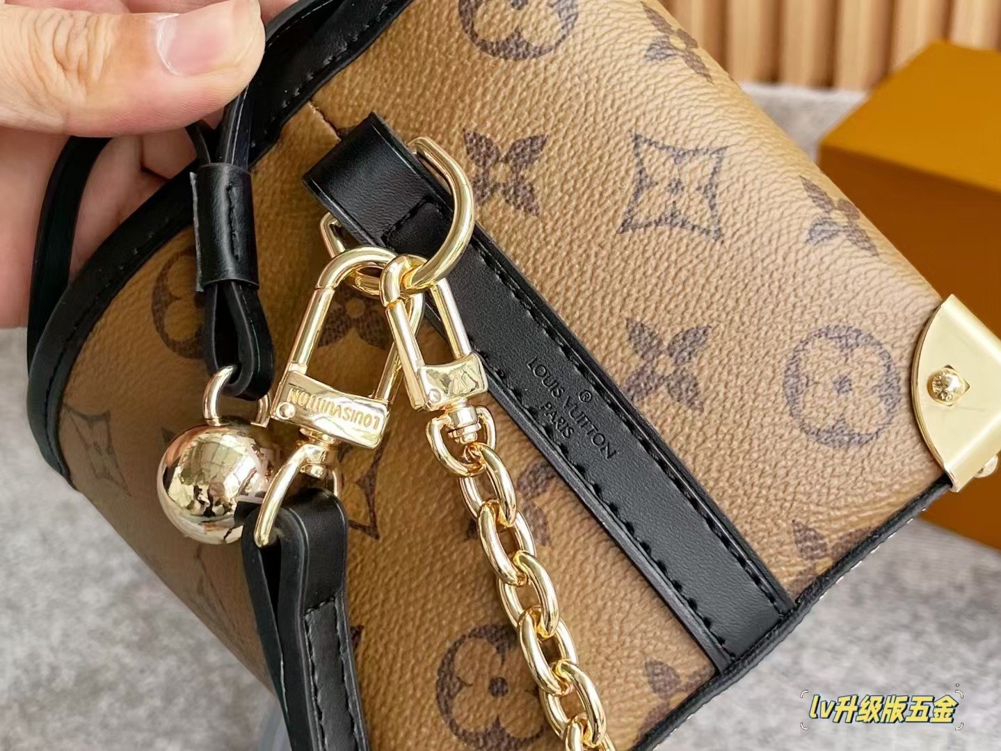 Tote bag shoulder bag Specification: 12*12*12cm