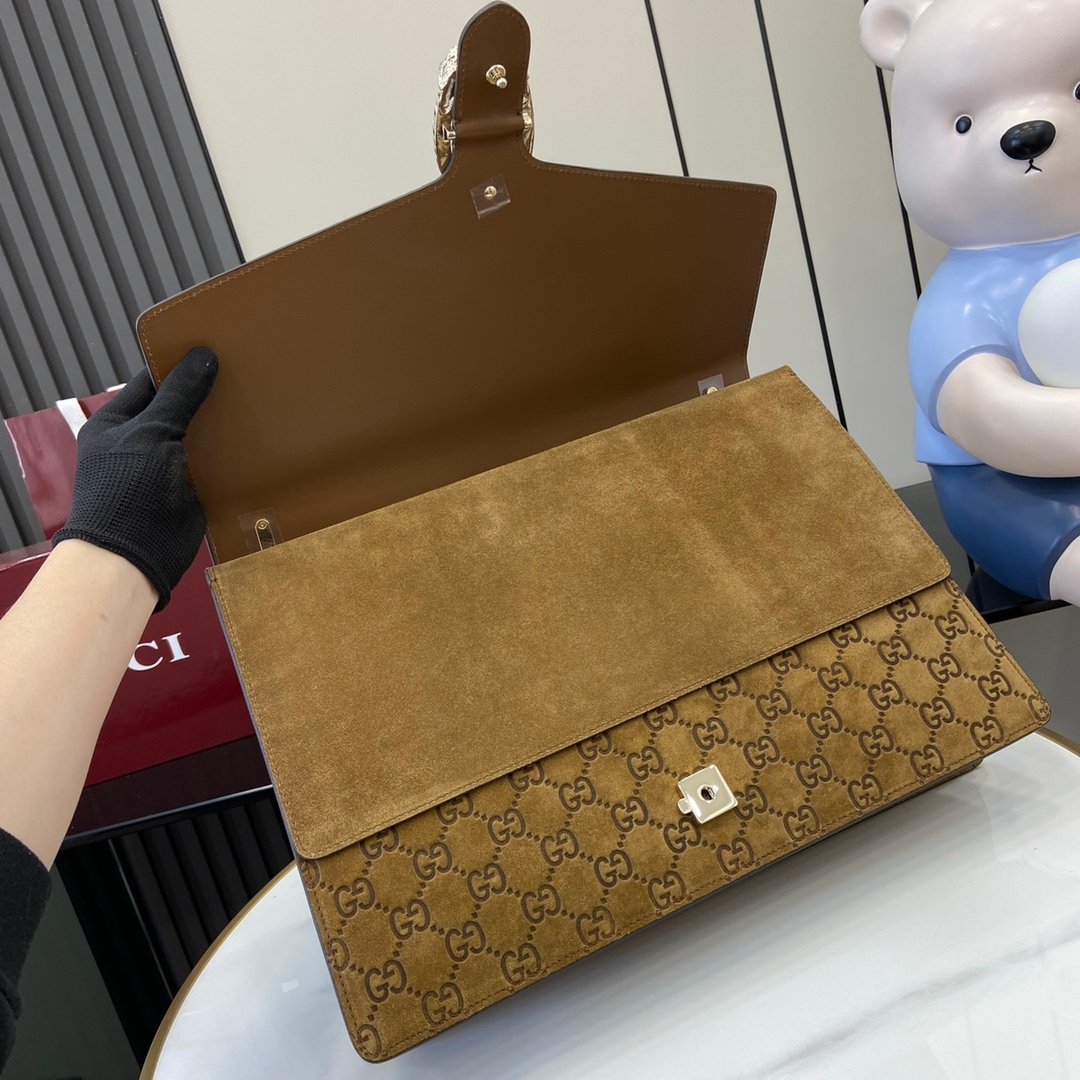 Handbag/Shoulder Bag Size  42x 28x 12