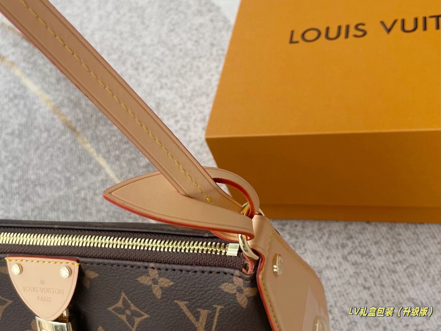 Water drop mahjong tote bag shoulder bag Specification: 22*14*6cm