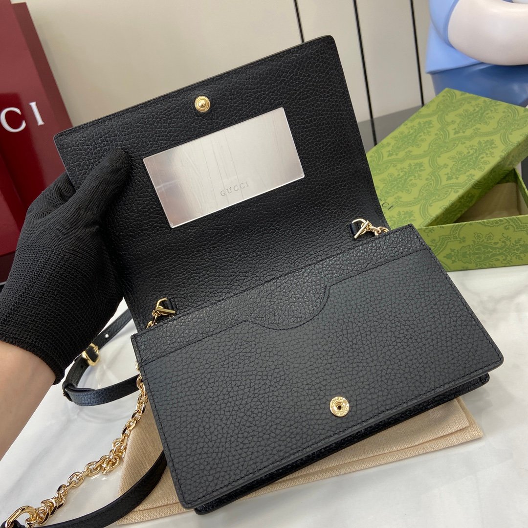 Handbag/Shoulder Bag Size  20x 12.5x 4cm