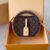 Hand buckle round cake tote bag shoulder bag Specification: 22*21*10cm