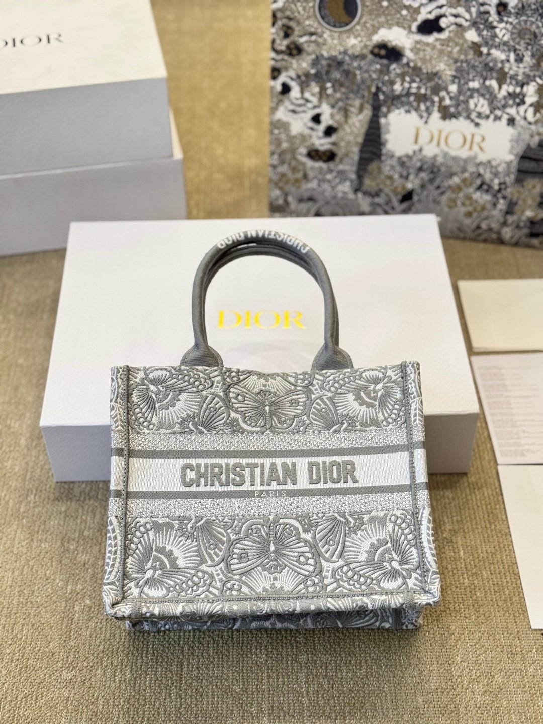 Handbag/Shoulder Bag Size 40x35x25cm