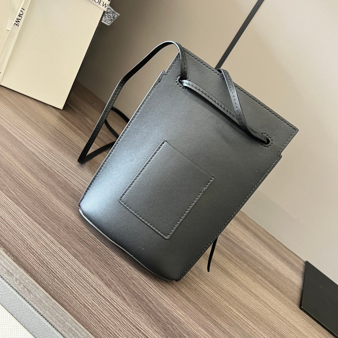 Handbag/Shoulder Bag Size 21*15*5cm