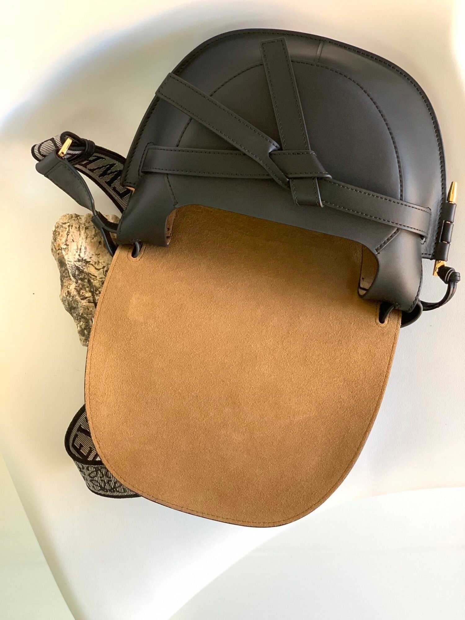 Handbag/Shoulder Bag Size 20*19*11.5 cm