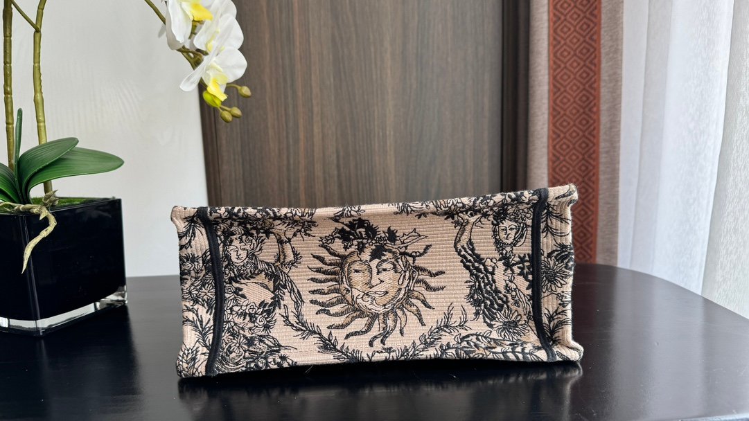 Handbag/Shoulder Bag Size 26×8×22cm