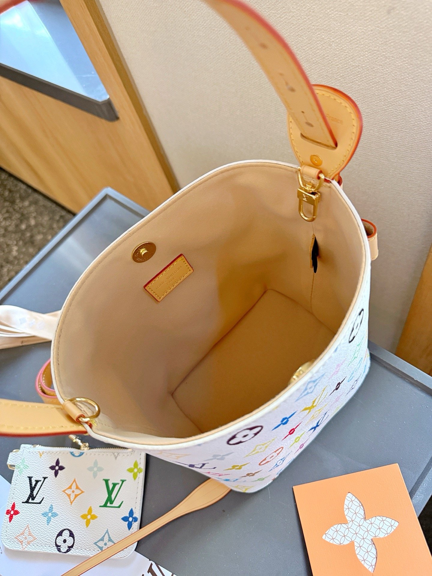 Three-color handbag shoulder bag ...