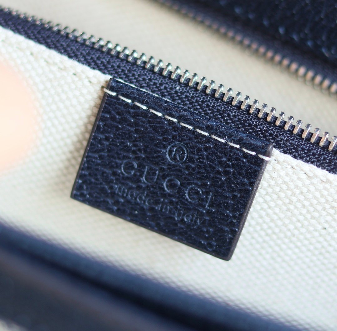 Handbag/Shoulder Bag Size  25*18*8Cm