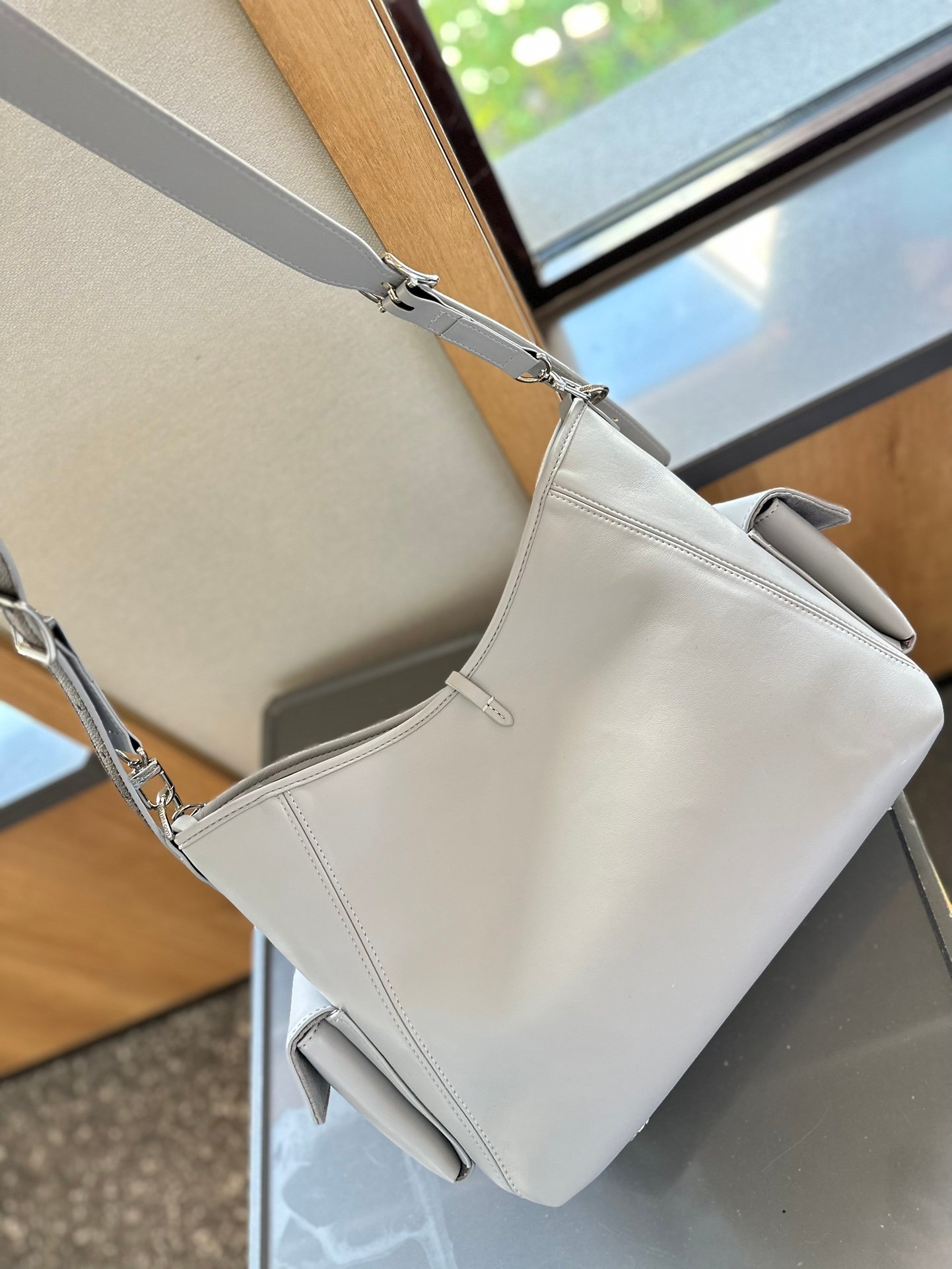 Commuter bag crossbody, shoulder bag Specifications: 33.5*23*15