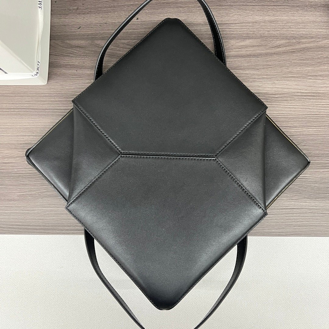 Handbag/Shoulder Bag Size 25.5*14.5*31.5CＭ