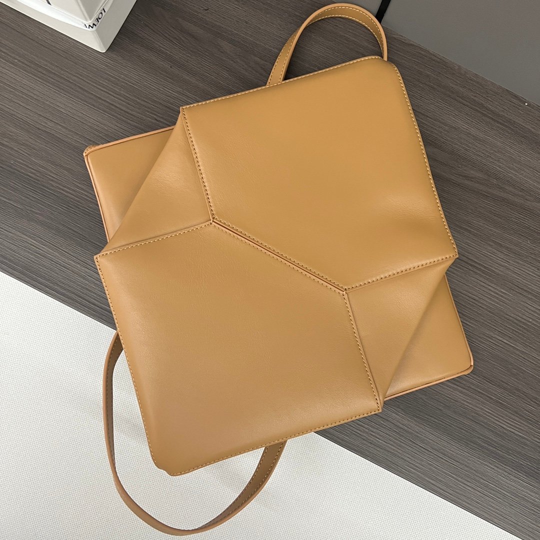 Handbag/Shoulder Bag Size 25.5*14.5*31.5CＭ