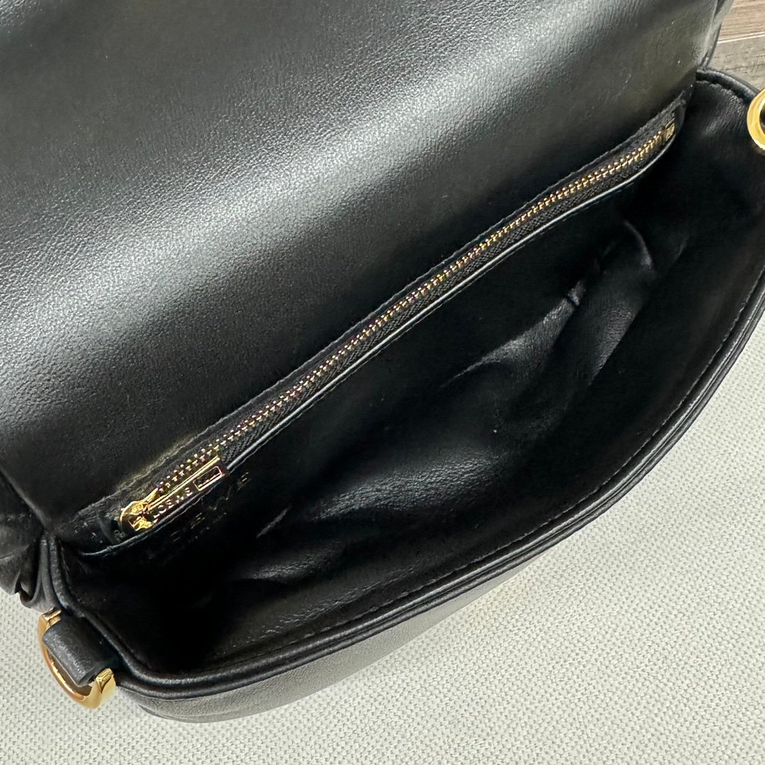 Handbag/Shoulder Bag Size 20*6*13CM