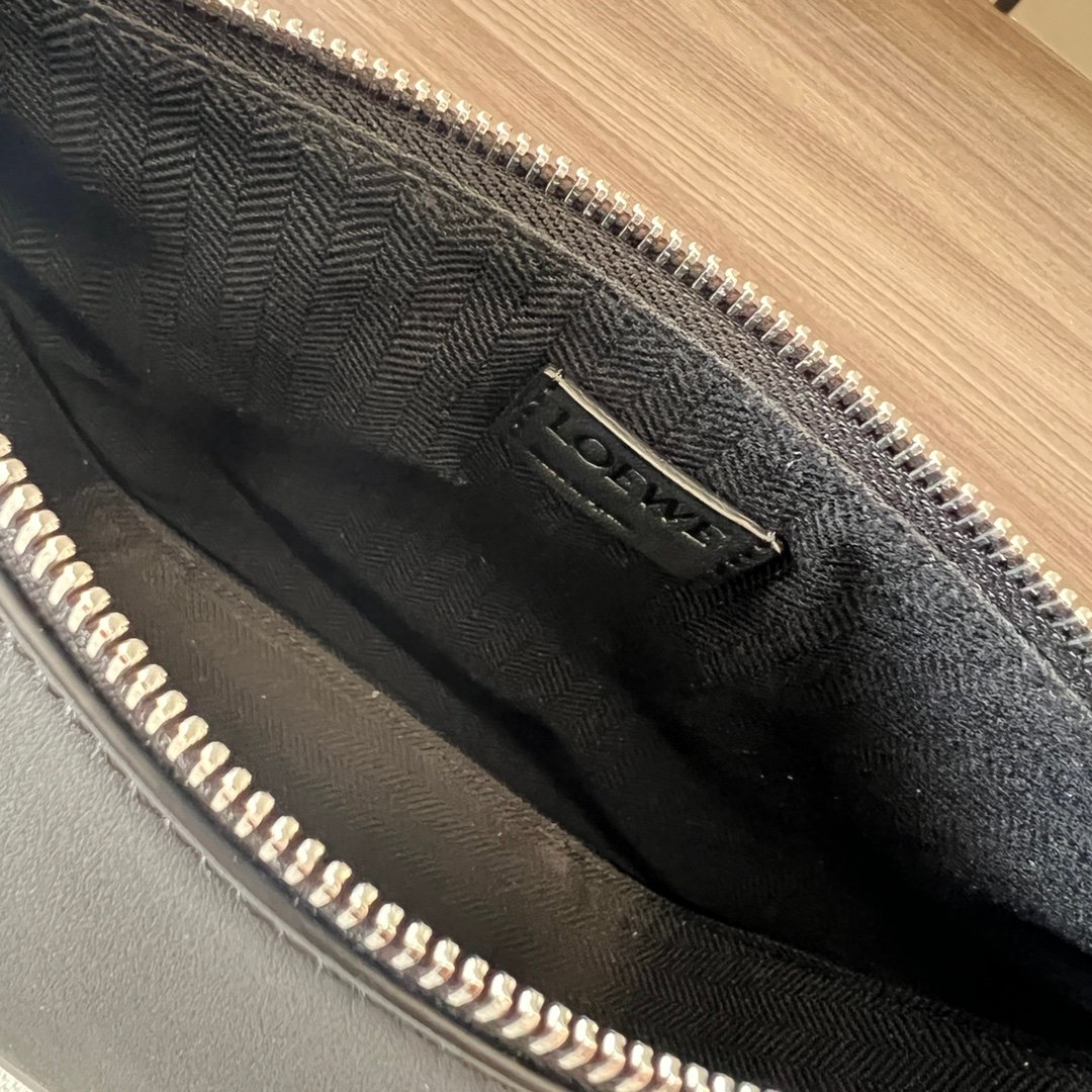 Handbag/Shoulder Bag Size 28*17*9.5CM