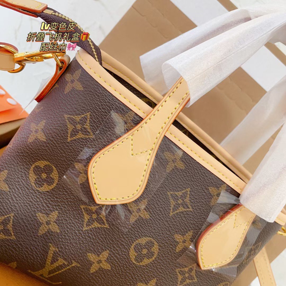Hand-held one-shoulder crossbody women's bag Specifications: 18*13*12cm