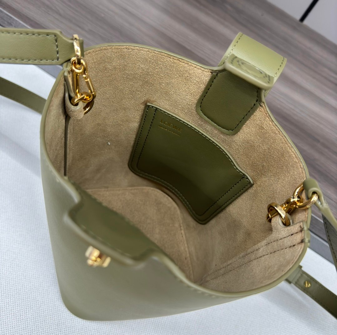 Handbag/Shoulder Bag Size16*16*19.5CM