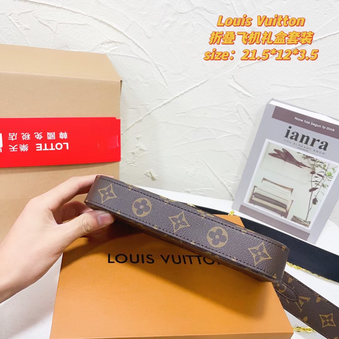 Reading flower chain bag shoulder bag 3-in-1 specifications: 22*12*4cm