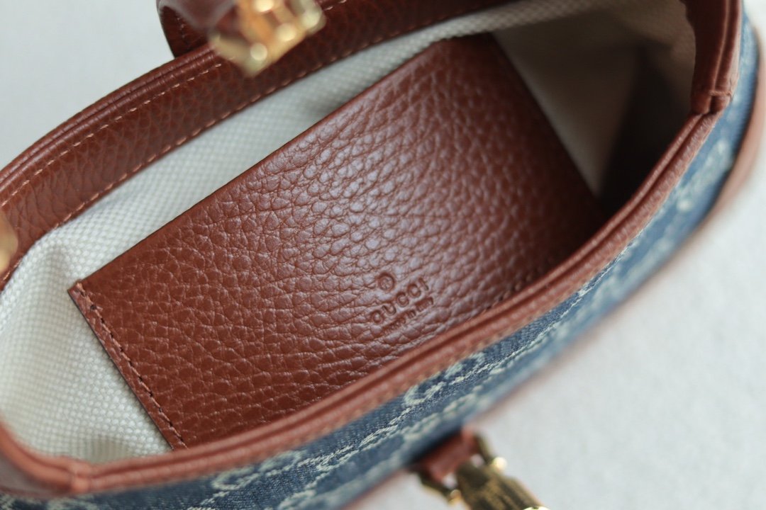 Handbag/Shoulder Bag Size  19*13*3