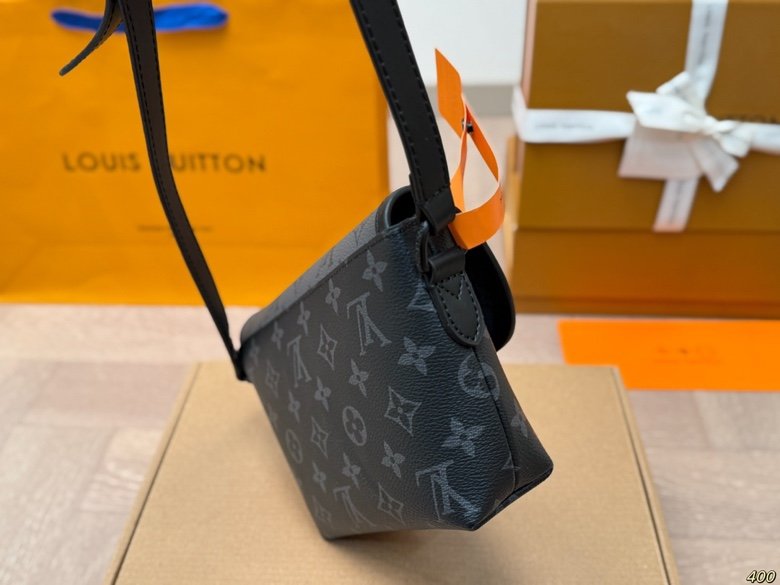 Messenger bag size 23 17/15 13