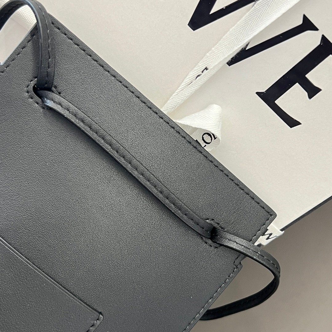 Handbag/Shoulder Bag Size 21*15*5cm