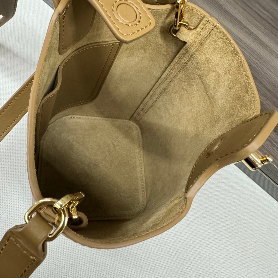 Handbag/Shoulder Bag Size 16*16*19.5CM