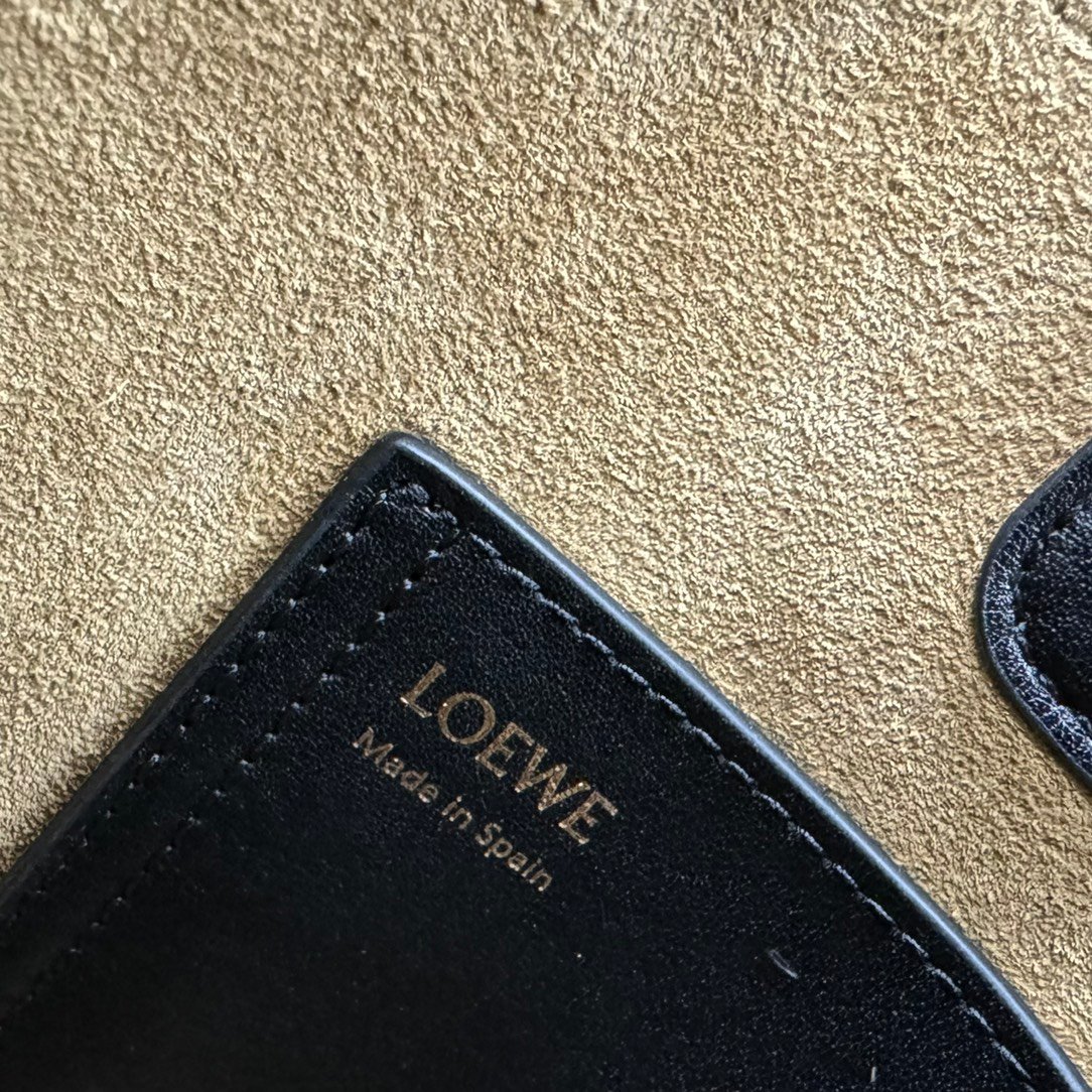 Handbag/Shoulder Bag Size 16*16*19.5CM