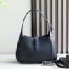 Handbag/Shoulder Bag Size  27.5x 19x 4 CM