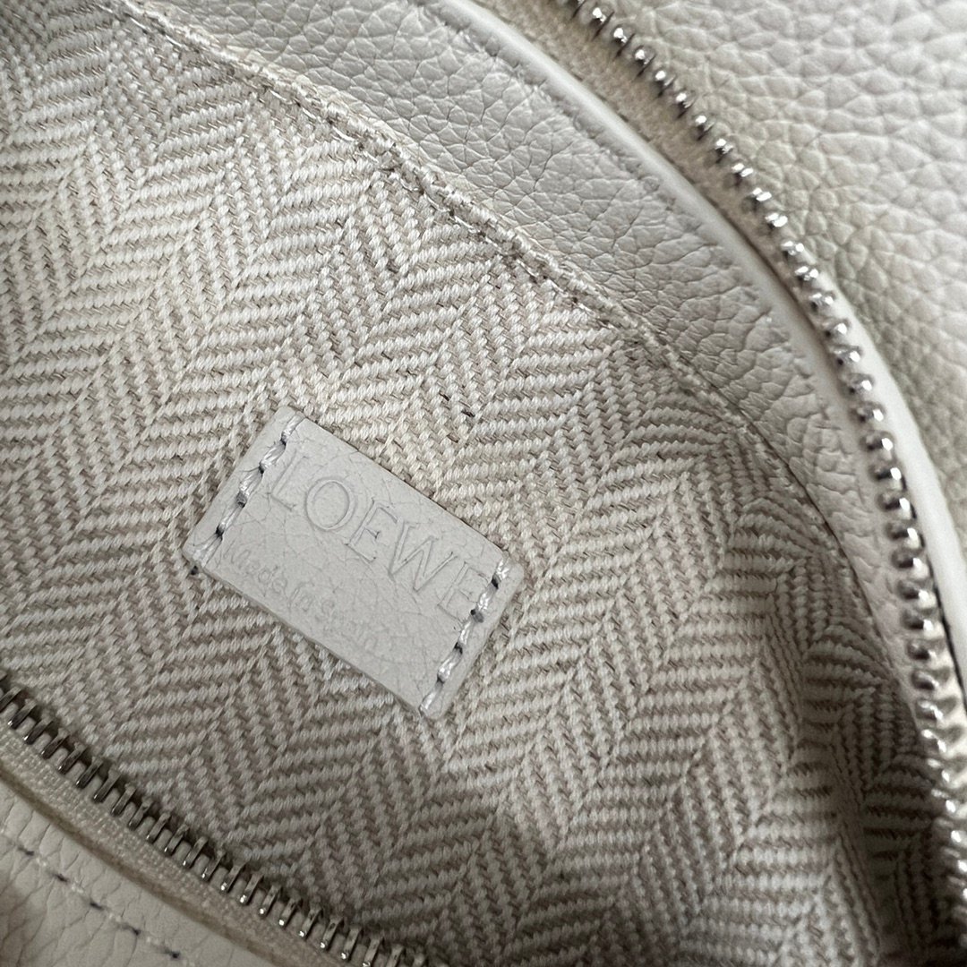 Handbag/Shoulder Bag Size 18*12.5*8CＭ
