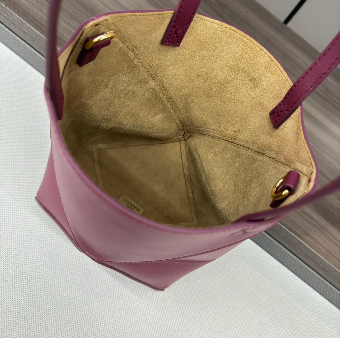 Handbag/Shoulder Bag Size 16.5*9.5*20CM
