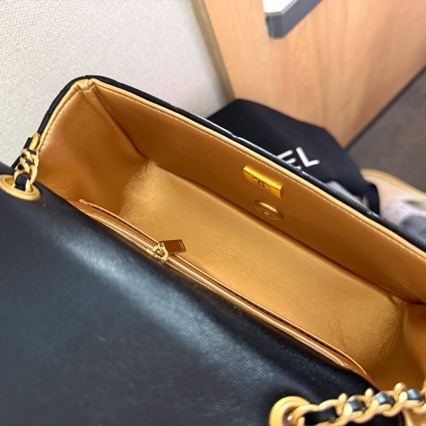 Handbag/Shoulder Bag Size 20cm