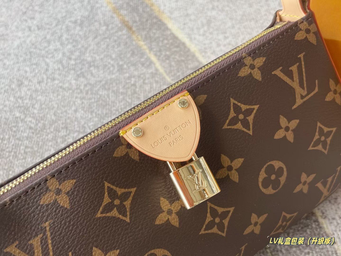 Water drop mahjong tote bag shoulder bag Specification: 22*14*6cm