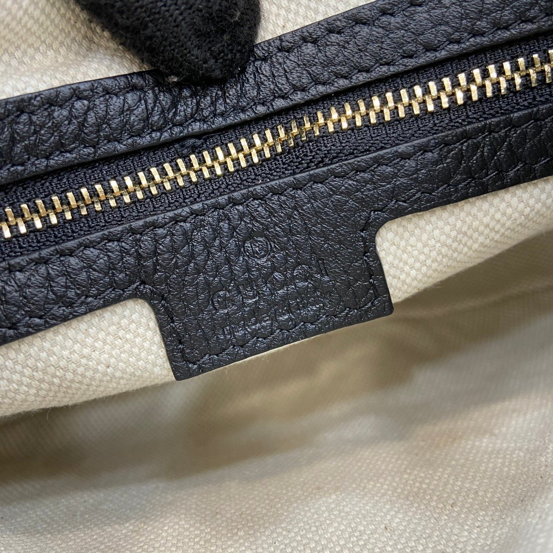 Handbag/Shoulder Bag Size  25.5x 20x 5cm