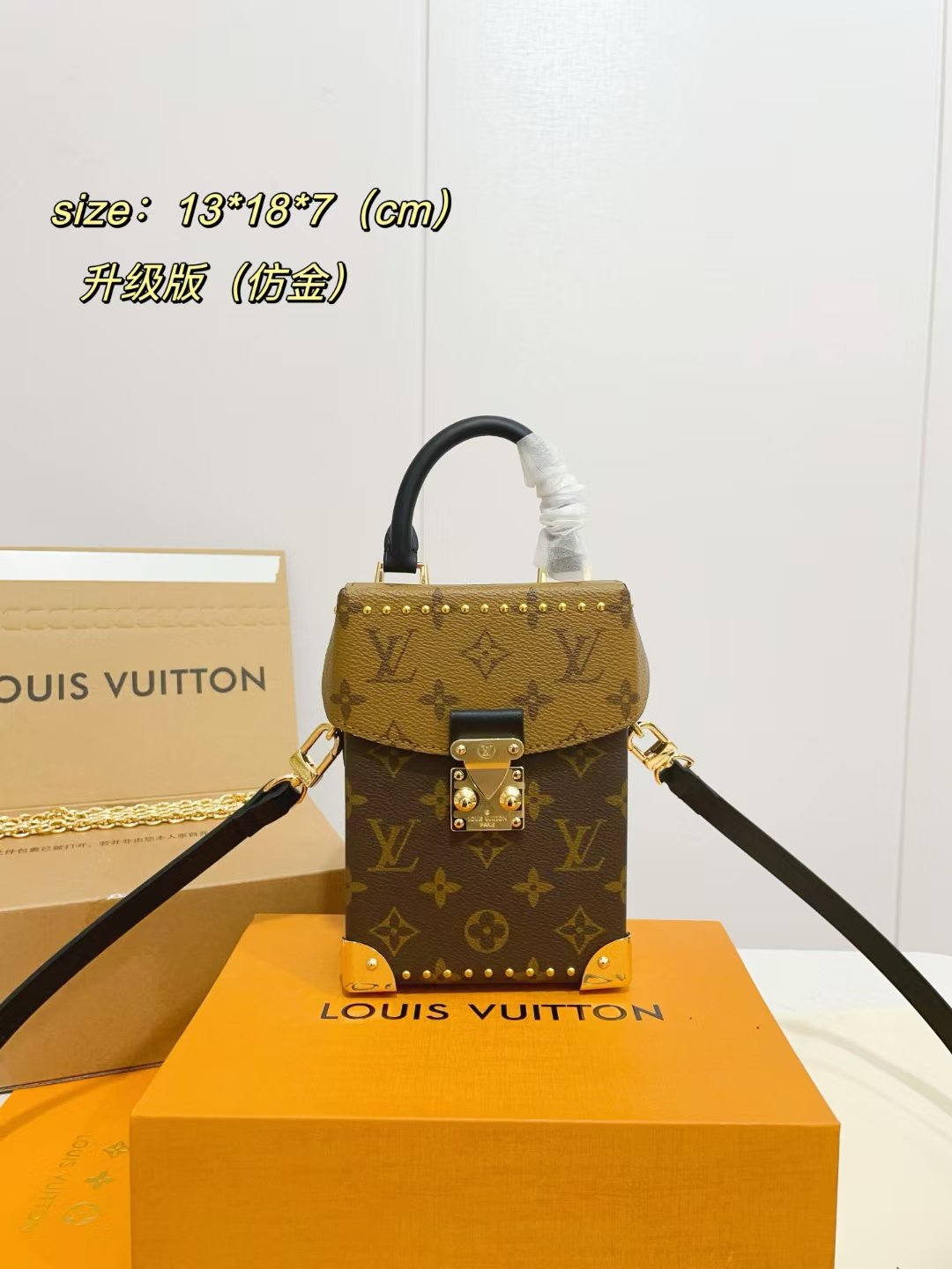 Handbag shoulder bag Specification: 13*18*7cm