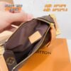Handbag shoulder bag specifications: 18*12*8cm