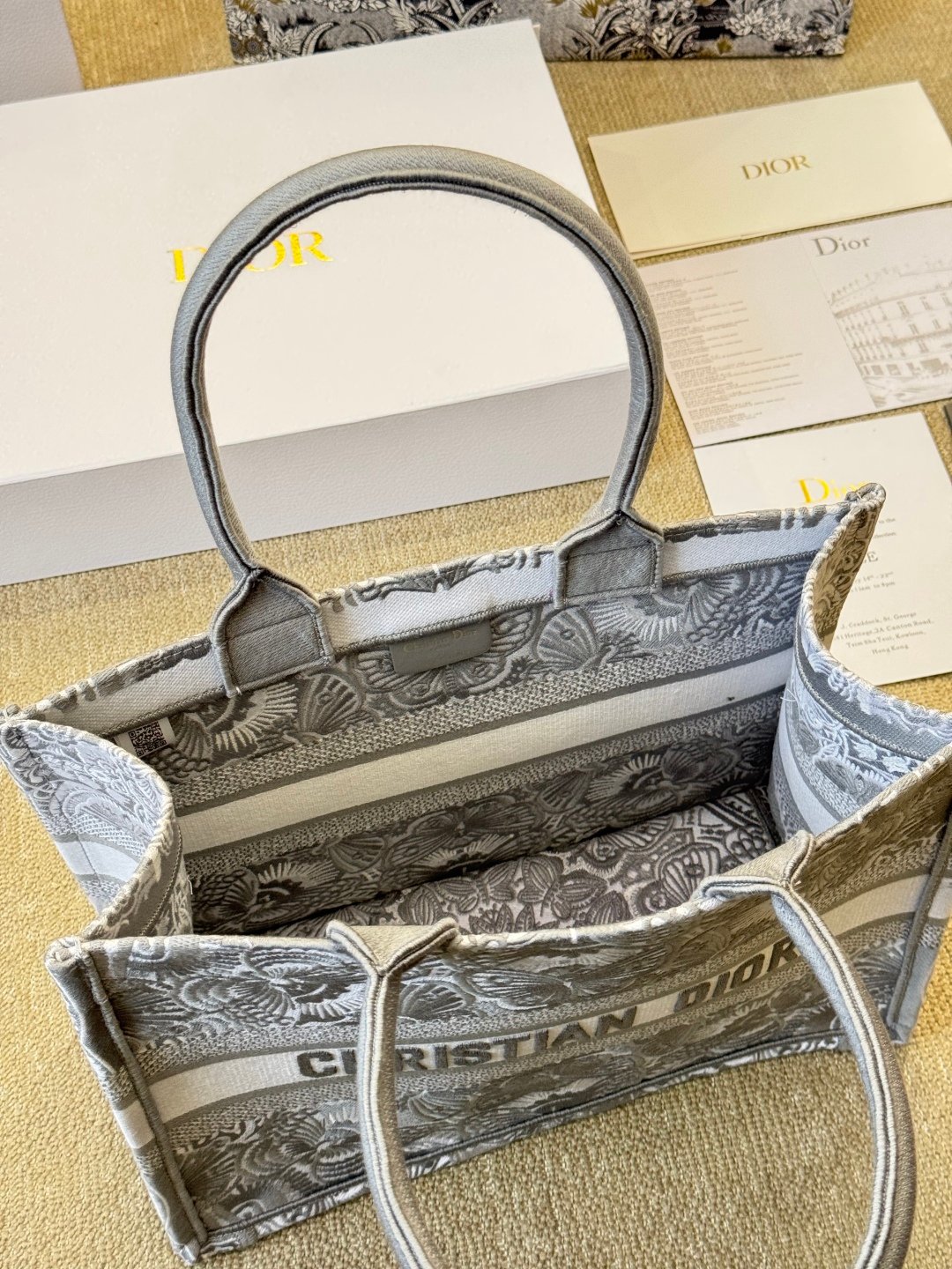 Handbag/Shoulder Bag Size 40x35x25cm