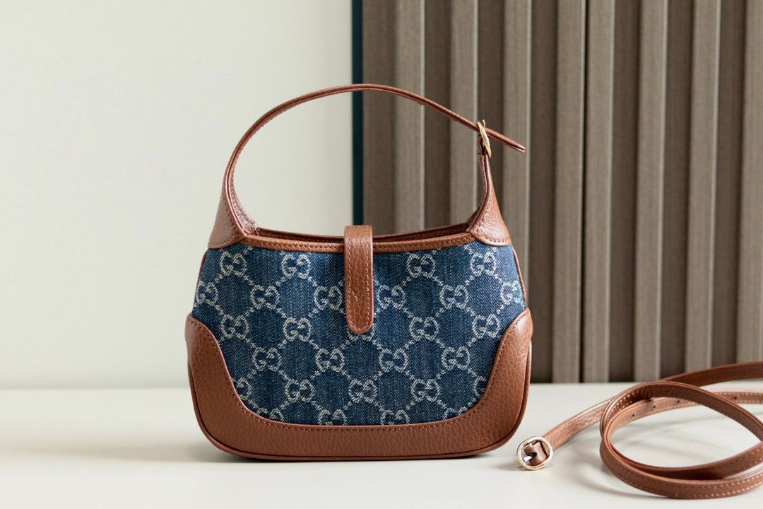 Handbag/Shoulder Bag Size  19*13*3