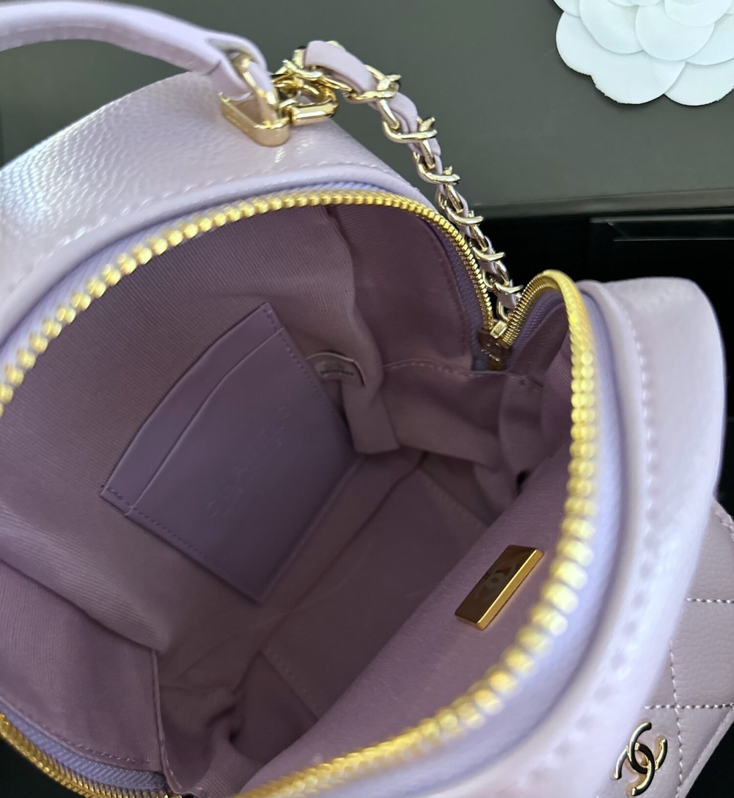 Handbag/Shoulder Bag Size 18x13x6