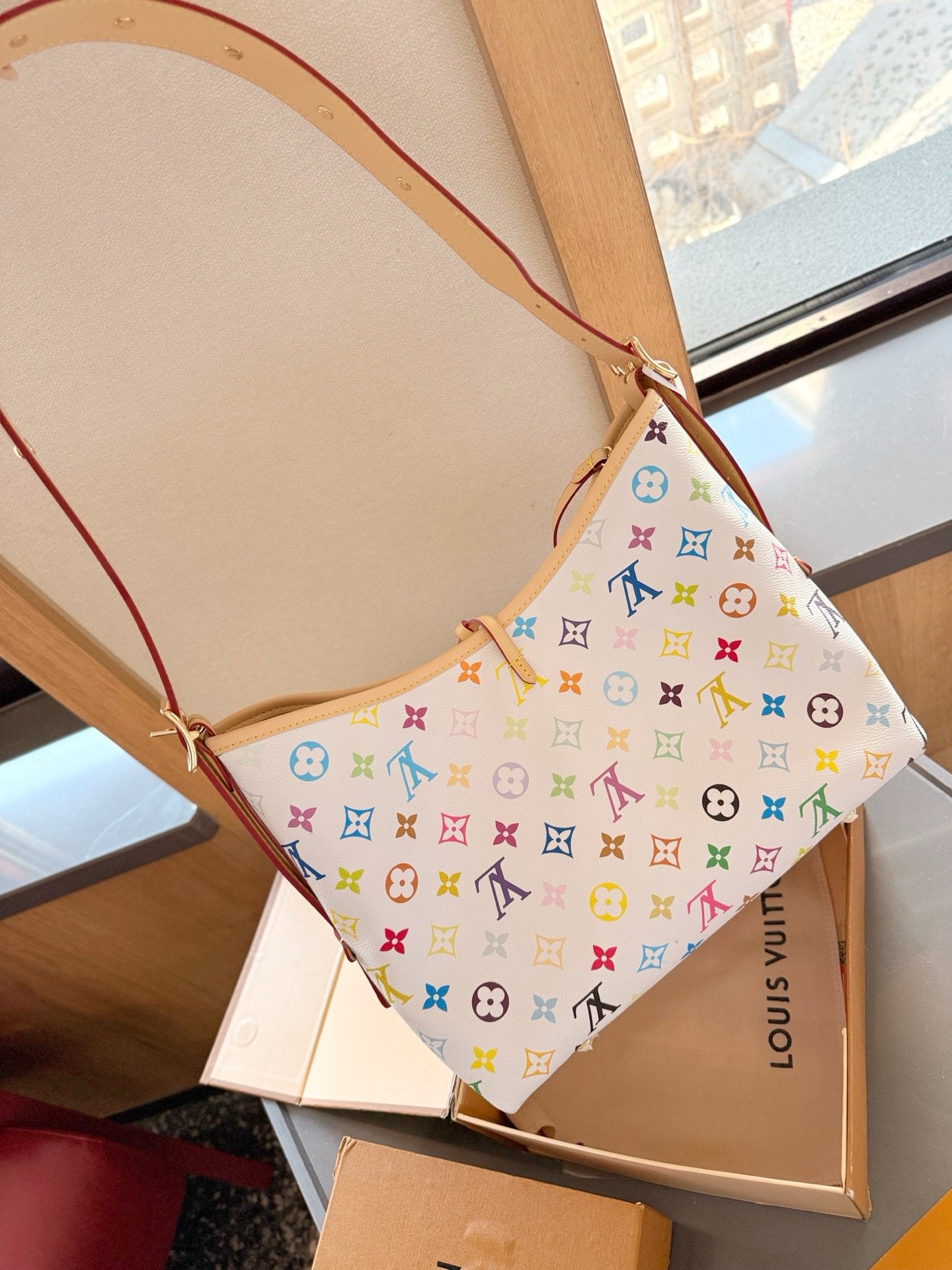 White color shopping bag 24*12*29