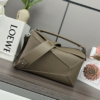 LOEW size:062330   29*19.5*14cm  Bolsos